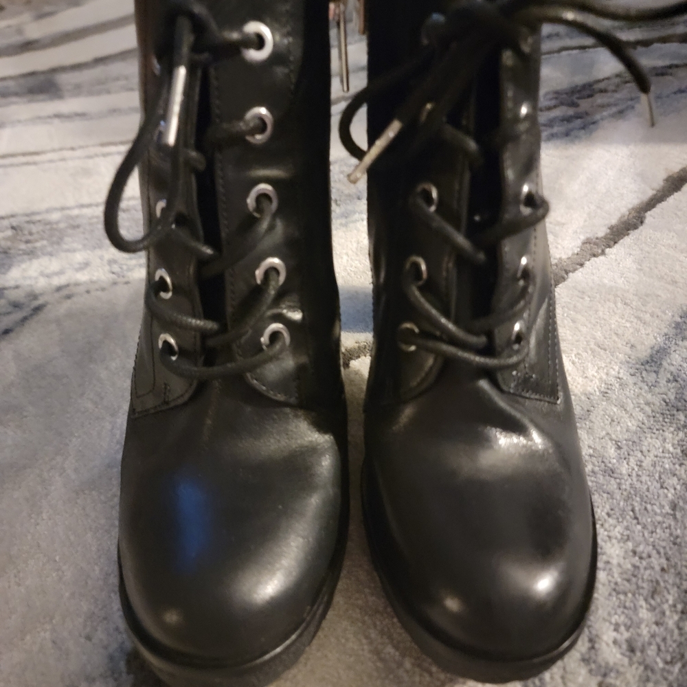 Michael Kors Black leather Lace- up Bootie Heels - Picture 14 of 14